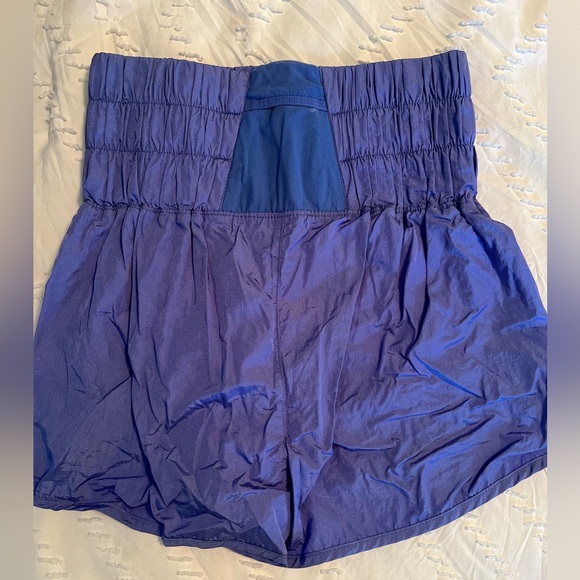 Free people movement shorts - Picture 2 of 4
